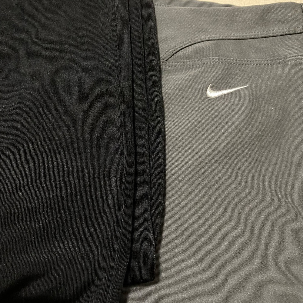Nike Fit Dry Black Cropped Workout Pants in Size Medium. - Picture 4 of 9
